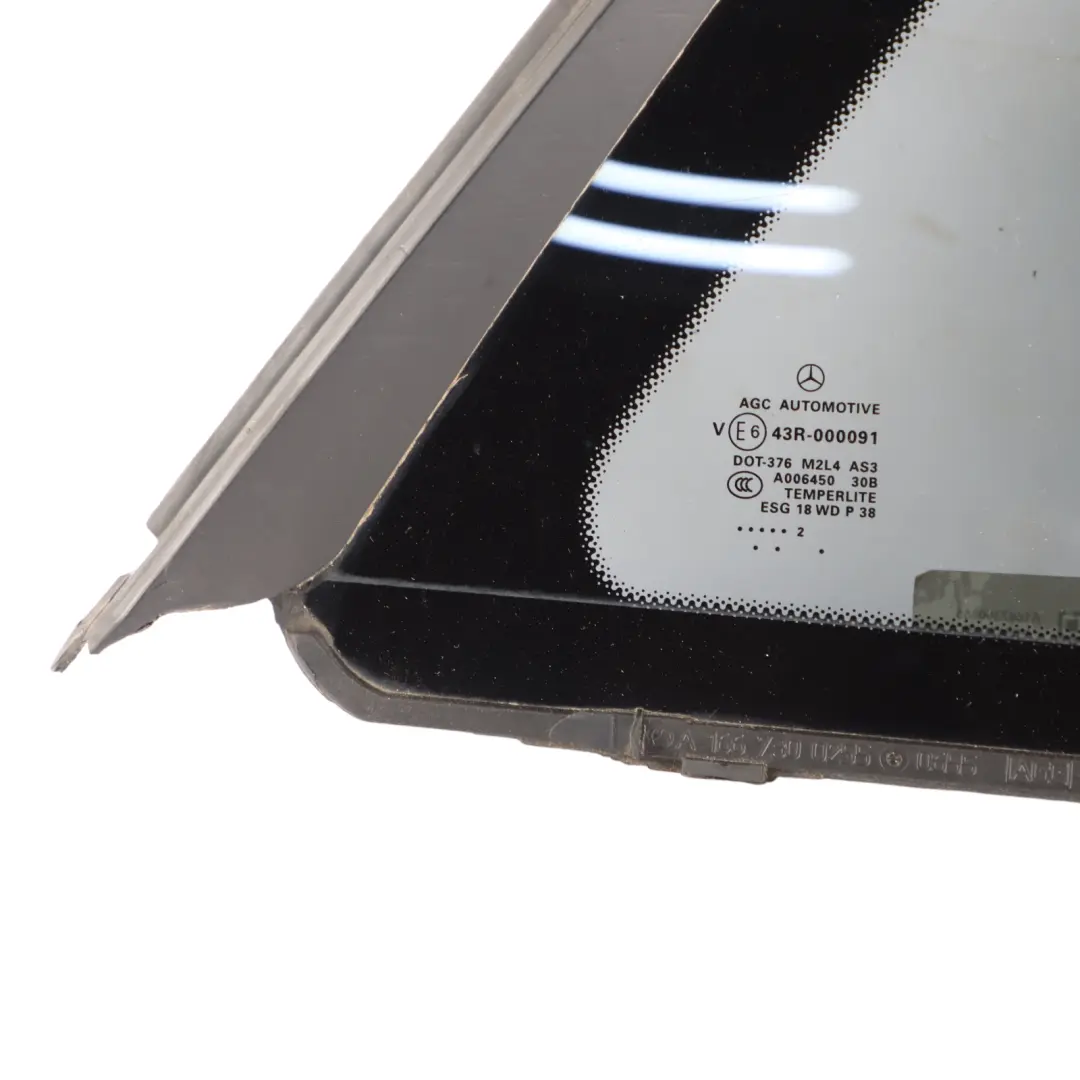 Vitre Porte Arrière Droite Vitrage AS3 pour Mercedes W166 à propos du numéro de pièce A1667300655 Mercedes W166 Vitre Porte Arrière Droite Vitrage AS3 - SKU A1667300655 - Numéro de pièce A1667300655