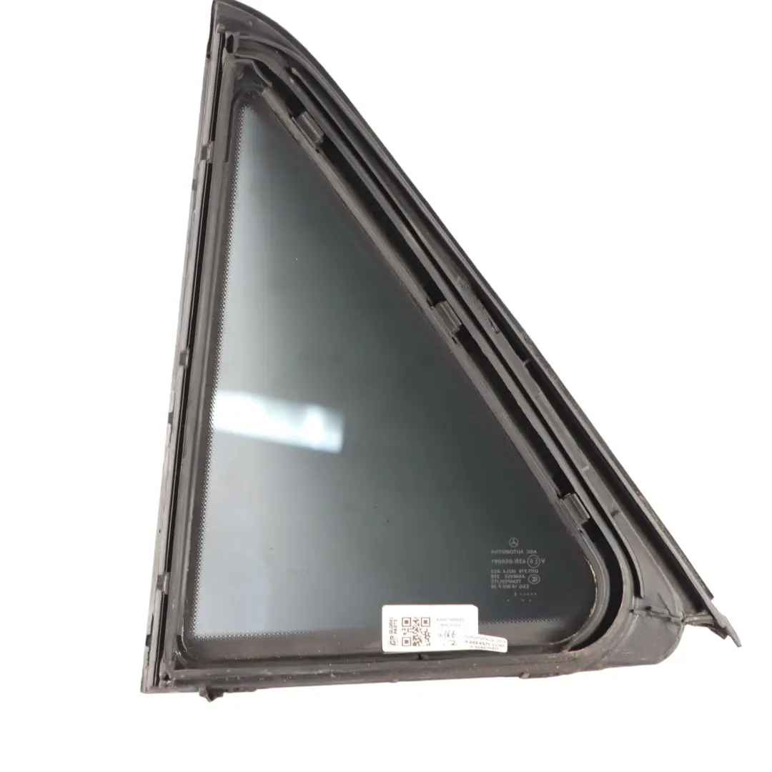 Vitre Porte Arrière Droite Vitrage AS3 pour Mercedes W166 à propos du numéro de pièce A1667300655 Mercedes W166 Vitre Porte Arrière Droite Vitrage AS3 - SKU A1667300655 - Numéro de pièce A1667300655