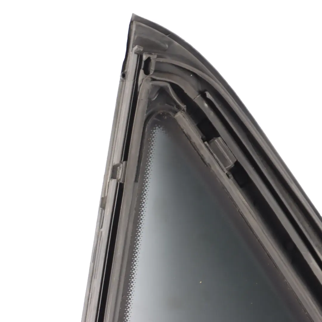 Fenster Glas Tür Hinten Rechts Verglasung AS3 für Mercedes W166 mit Teilenummer A1667300655 Mercedes W166 Fenster Glas Tür Hinten Rechts Verglasung AS3 - SKU A1667300655 - Teilenummer A1667300655