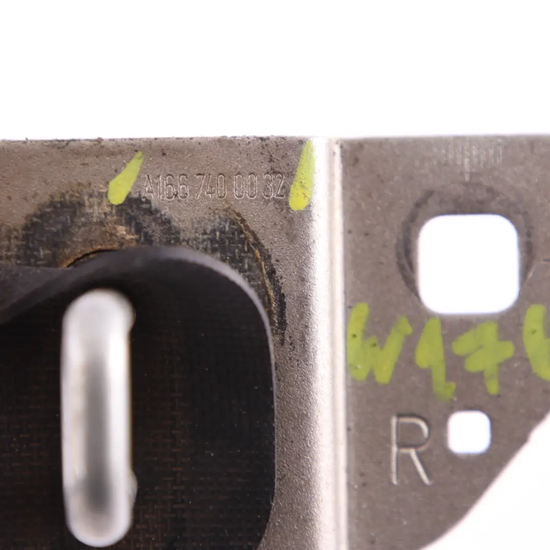 coffre, couvercle de hayon, crochet de fermeture pour Mercedes W166 W176 à propos du numéro de pièce A1667400032 Mercedes W166 W176 coffre, couvercle de hayon, crochet de fermeture - SKU A1667400032 - Numéro de pièce A1667400032