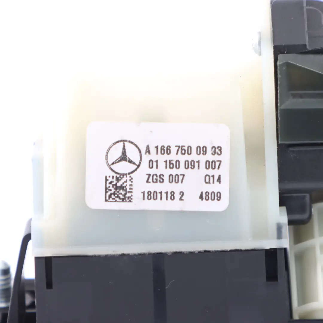 Maniglia Telecamera Portellone Posteriore Vista per Mercedes W176 con numero di parte A1667500993 Mercedes W176 Maniglia Telecamera Portellone Posteriore Vista - SKU A1667500993-2 - Numero di parte A1667500993