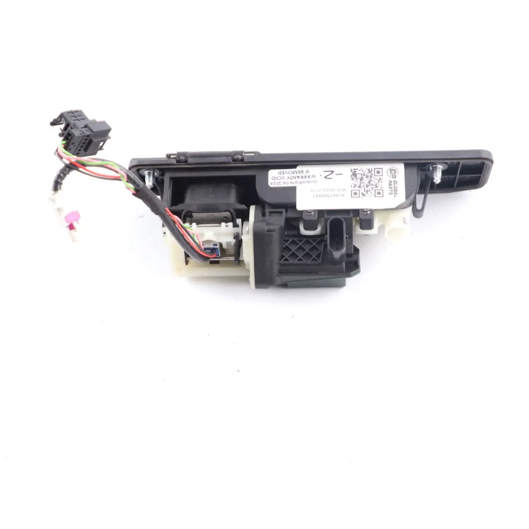 Heck Klappen Griff Kamera Auslöser Außenrück Ansicht für Mercedes W447 mit Teilenummer A1667500993 Mercedes W447 Heck Klappen Griff Kamera Auslöser Außenrück Ansicht - SKU A1667500993 - Teilenummer A1667500993