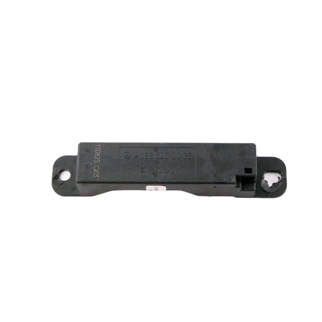 Mercedes W205 Antena Antena Control Unidad Entrada sin llave - SKU A1668200075 - Número de pieza A1668200075