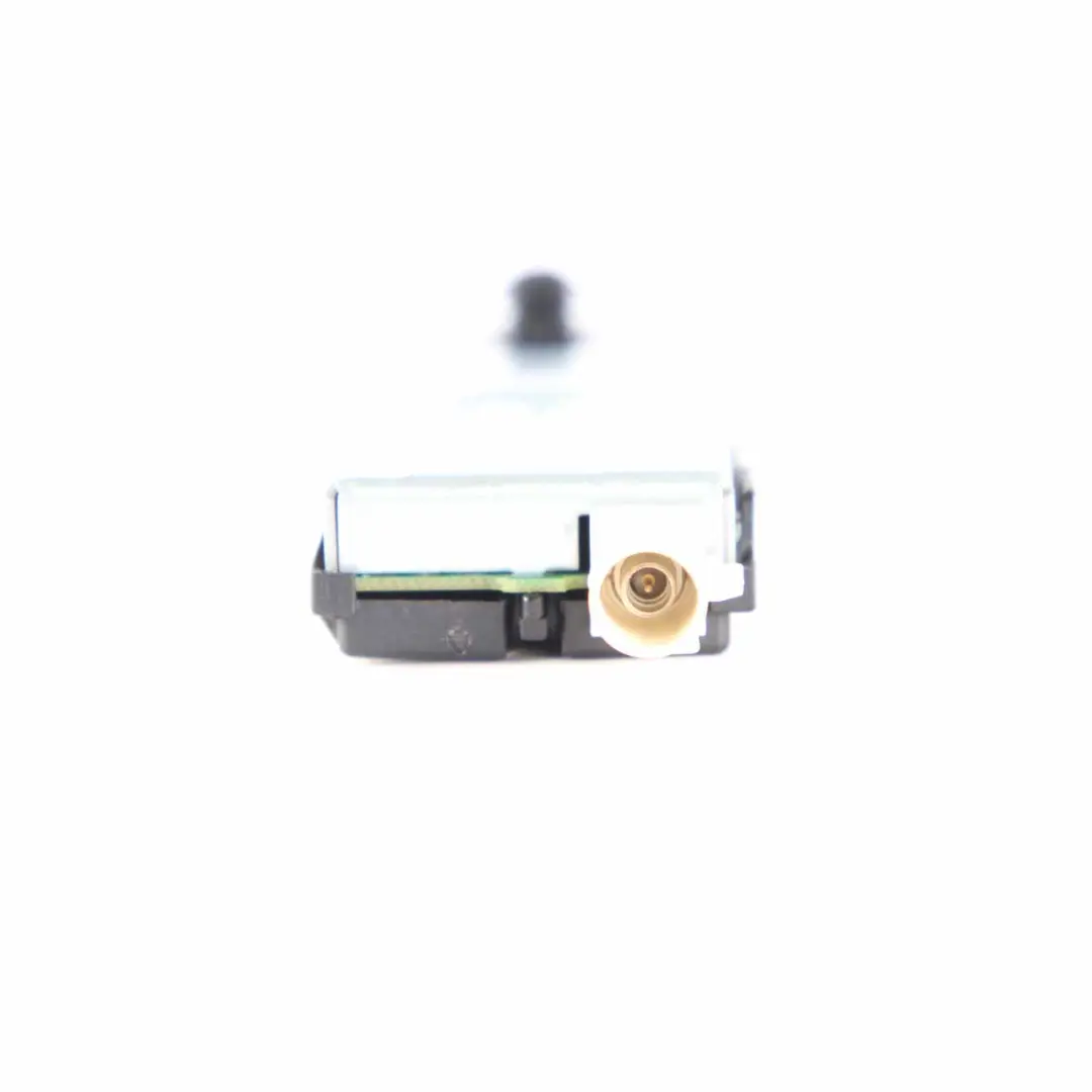  Antenne Amplificateur Mercedes W176 Unité de module d'antenne arrière - SKU A1668200689 - Numéro de pièce A1668200689