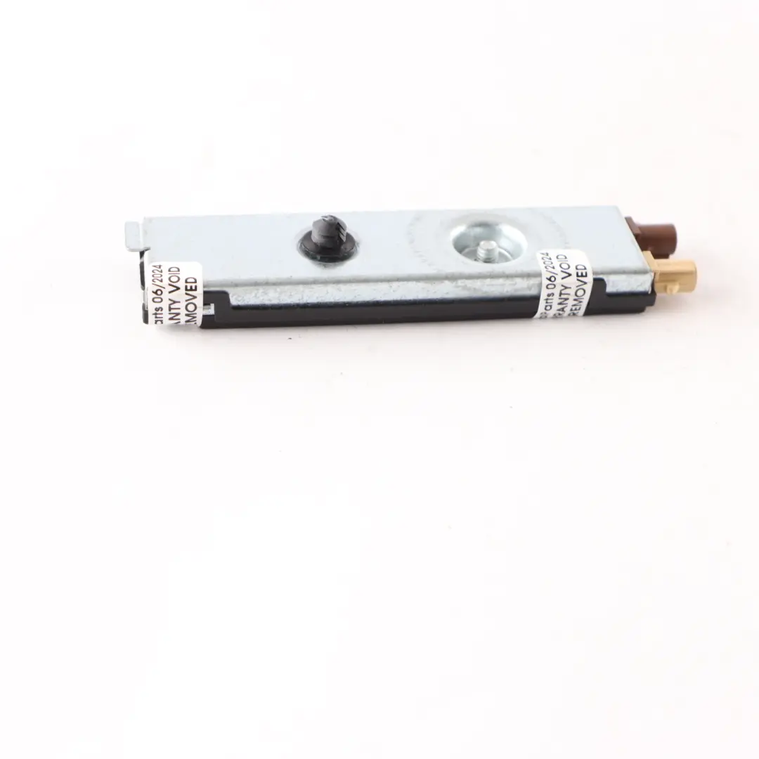 Mercedes W176 Antenna radio AMP Modulo amplificatore antenna - SKU A1668201289 - Numero di parte A1668201289
