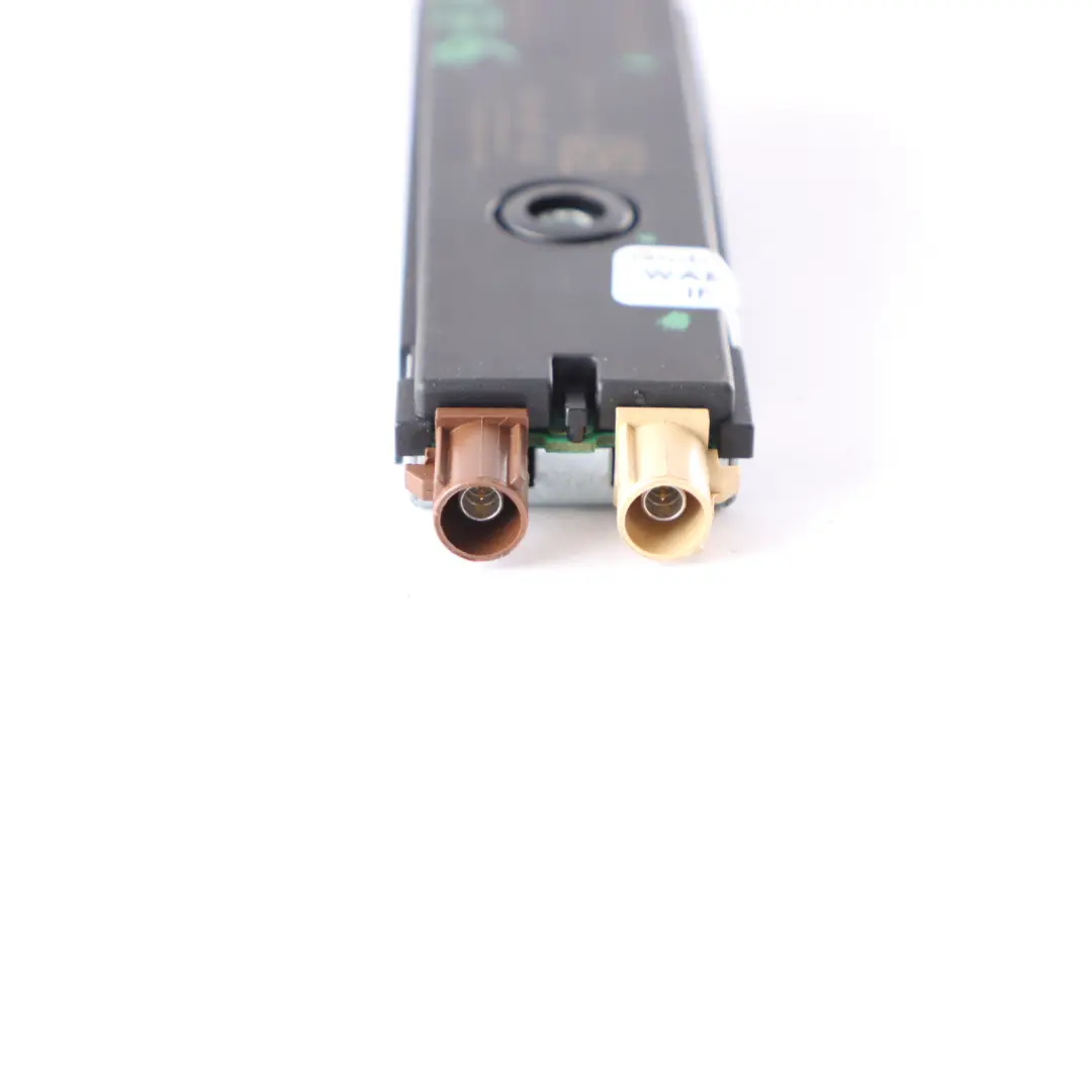 Radio Antena AMP Antena Amplificador Módulo para Mercedes W176 con número de pieza A1668201289 Mercedes W176 Radio Antena AMP Antena Amplificador Módulo - SKU A1668201289 - Número de pieza A1668201289