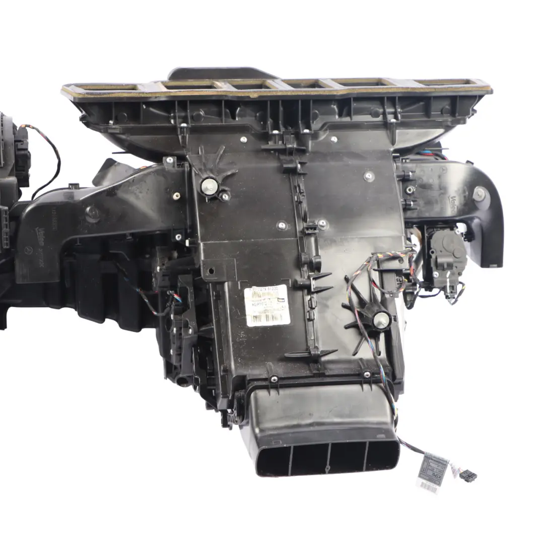 Heater Radiator Air Conditioning Matrix Unit to Mercedes W166 with Part number A1668302560 Mercedes W166 Heater Radiator Air Conditioning Matrix Unit - SKU A1668302560 - Part number A1668302560