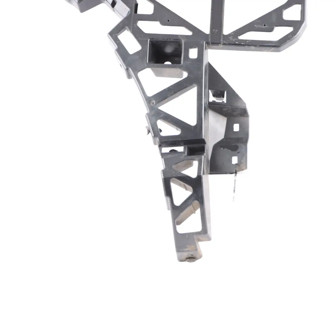 Mercedes W166 Support Montage Pare-Chocs Arrière Gauche Rail - SKU A1668801512 - Numéro de pièce A1668801512