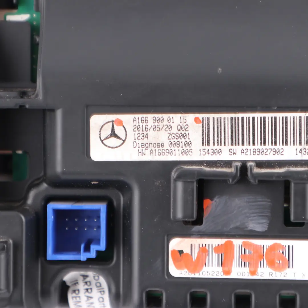 Display Screen Mercedes W176 W246 Central Information Dashboard Dash to with Part number A1669000115 Display Screen Mercedes W176 W246 Central Information Dashboard Dash - SKU A1669000115 - Part number A1669000115