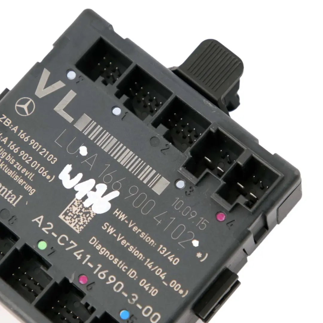 Porta anteriore sinistra Modulo Unità di controllo ECU per Mercedes W176 W246 con numero di parte A1669004102 Mercedes W176 W246 Porta anteriore sinistra Modulo Unità di controllo ECU - SKU A1669004102 - Numero di parte A1669004102