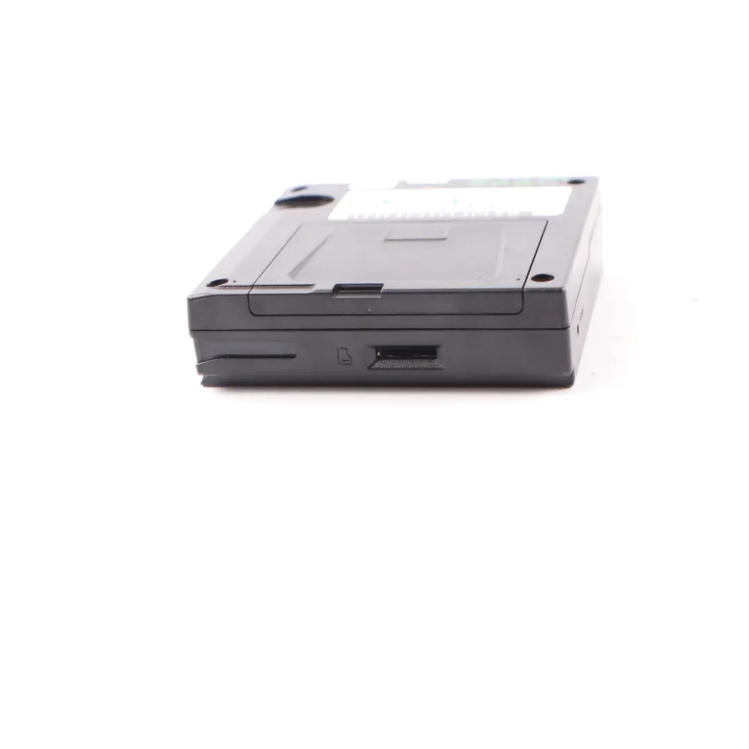 Becker Map Pilot Navigation Module Sat Navi Europe Mercedes Sprinter W906 - SKU A1669005715 - Numéro de pièce A1669005715