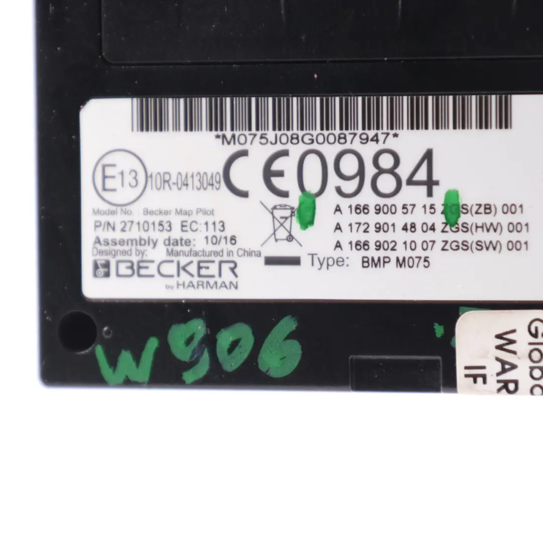 Becker Map Pilot Navigation Module Sat Navi Europe pour Mercedes Sprinter W906 à propos du numéro de pièce A1669005715 Mercedes Sprinter W906 Becker Map Pilot Navigation Module Sat Navi Europe - SKU A1669005715 - Numéro de pièce A1669005715