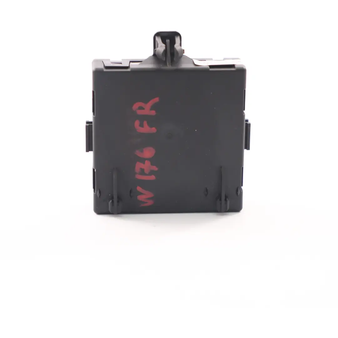 Mercedes W176 W246 Módulo puerta Unidad control delantera derecha - SKU A1669006105 - Número de pieza A1669006105