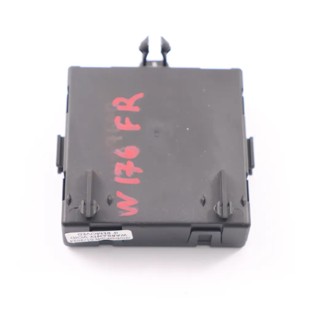 Módulo puerta Unidad control delantera derecha para Mercedes W176 W246 con número de pieza A1669006105 Mercedes W176 W246 Módulo puerta Unidad control delantera derecha - SKU A1669006105 - Número de pieza A1669006105