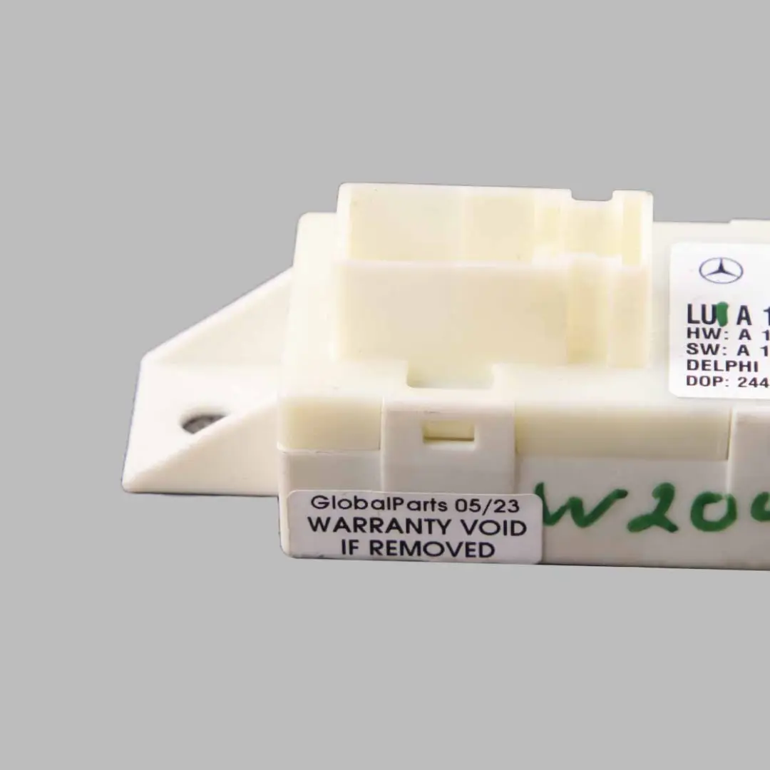 Sensore Livello Fari Modulo Controllo Livellamento per Mercedes W204 con numero di parte A1669007101 Mercedes W204 Sensore Livello Fari Modulo Controllo Livellamento - SKU A1669007101 - Numero di parte A1669007101