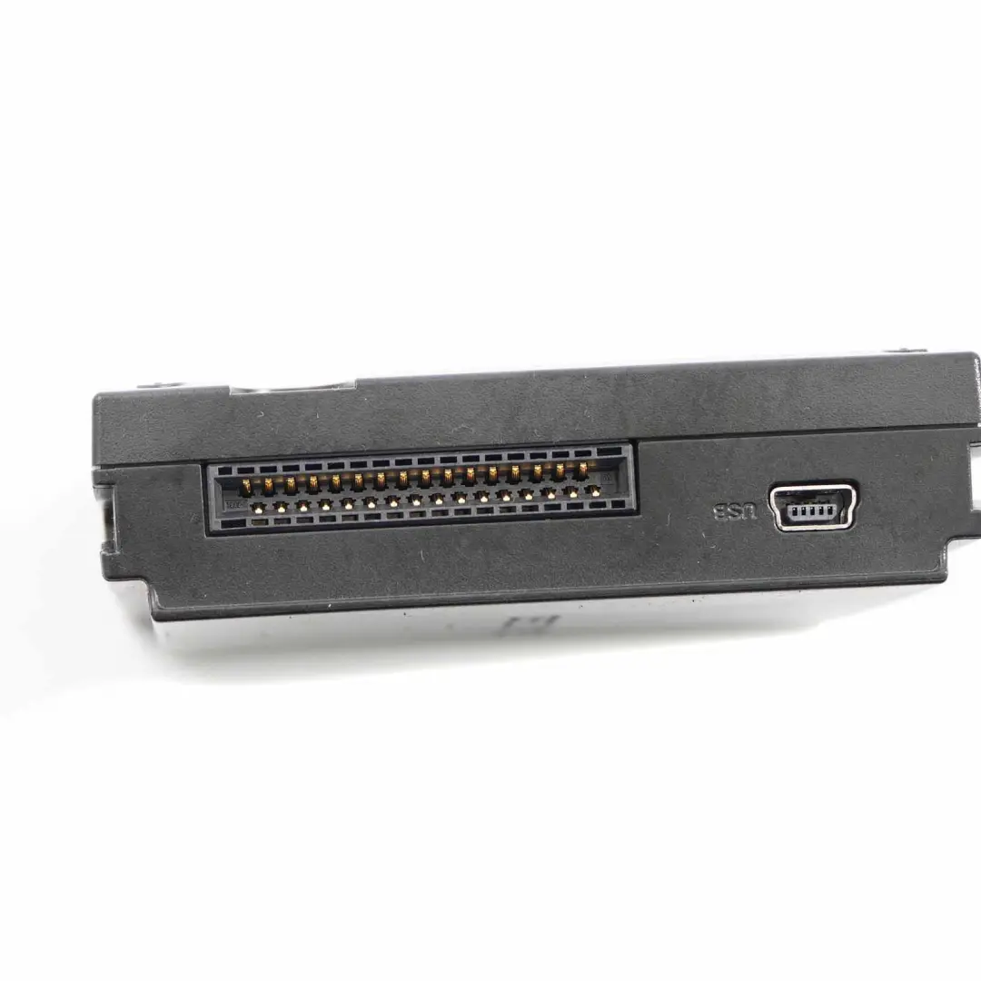 Mercedes W212 Becker Module D'unité Commande Pilote Carte Navigation - SKU A1669008808 - Numéro de pièce A1669008808