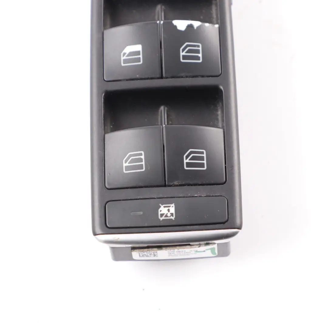 Panel Przełączników Szyb Lusterek Kierowcy do Mercedes W176 o numerze A1669054400 Mercedes W176 Panel Przełączników Szyb Lusterek Kierowcy - SKU A1669054400-1 - Numer Części A1669054400