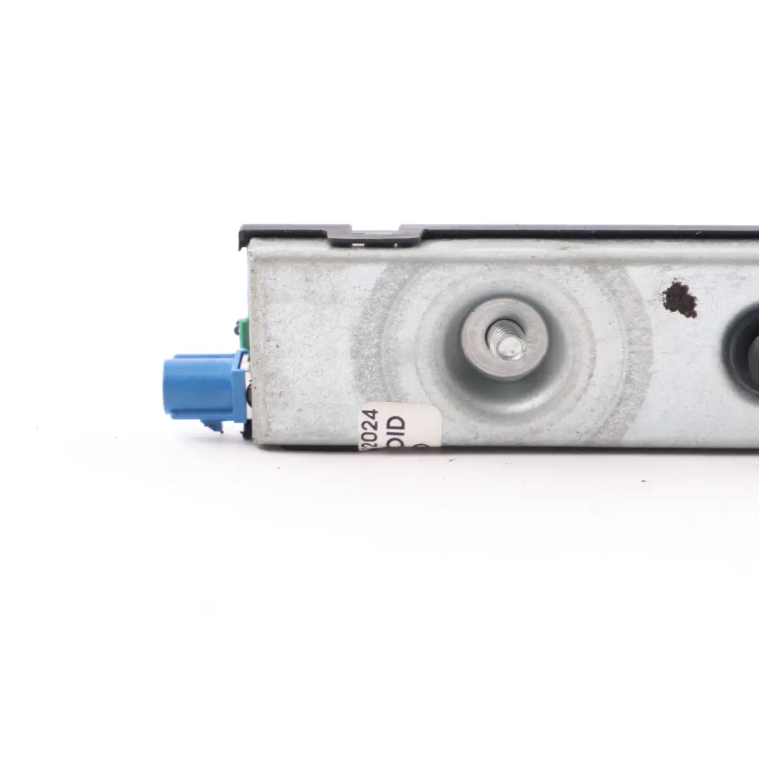 Antenna Amplifier Module In Pillar C Upper Left N/S to Mercedes C205 with Part number A1669061200 Mercedes C205 Antenna Amplifier Module In Pillar C Upper Left N/S - SKU A1669061200 - Part number A1669061200