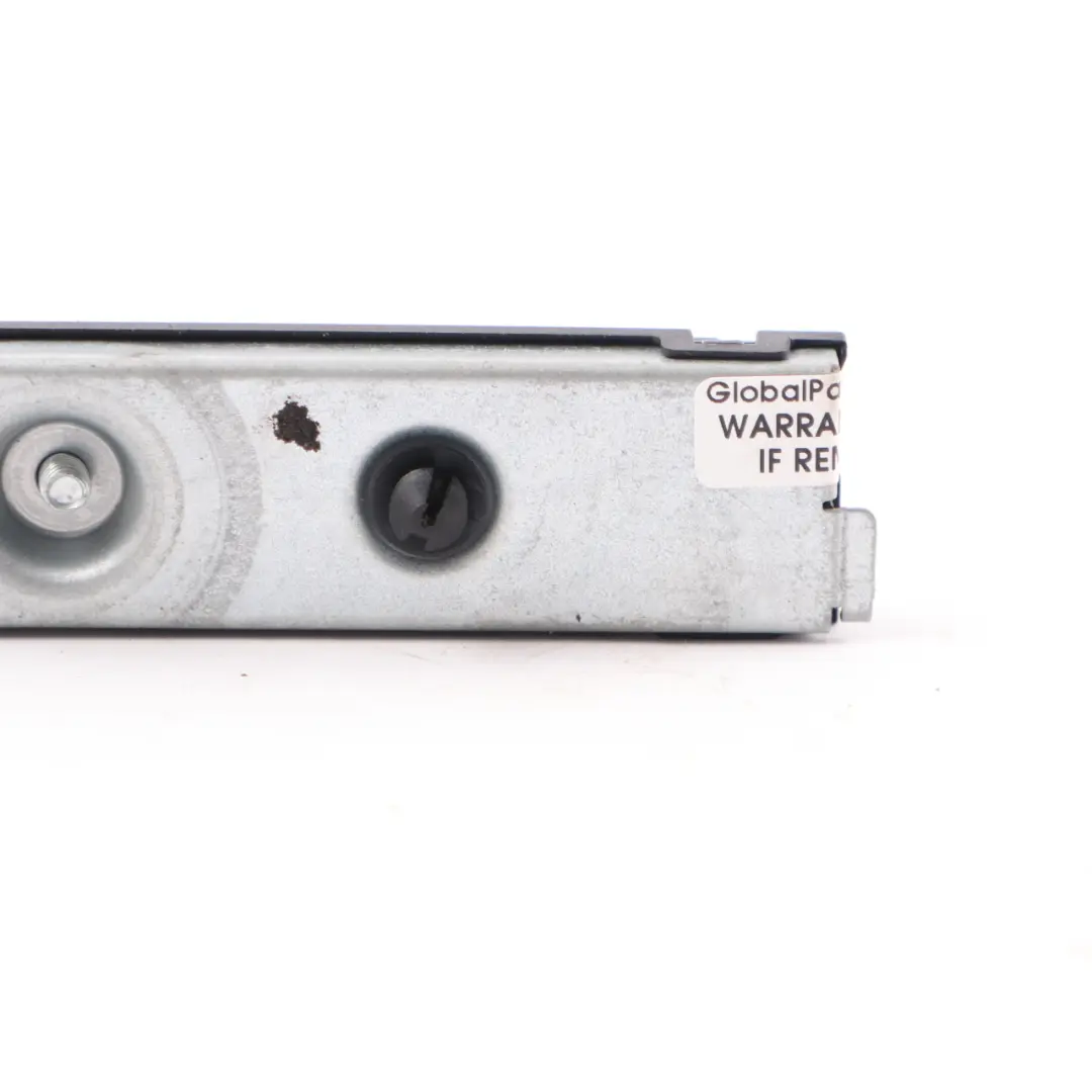 Antennen Verstärker Modul In Säule C Oben Links für Mercedes C205 mit Teilenummer A1669061200 Mercedes C205 Antennen Verstärker Modul In Säule C Oben Links - SKU A1669061200 - Teilenummer A1669061200