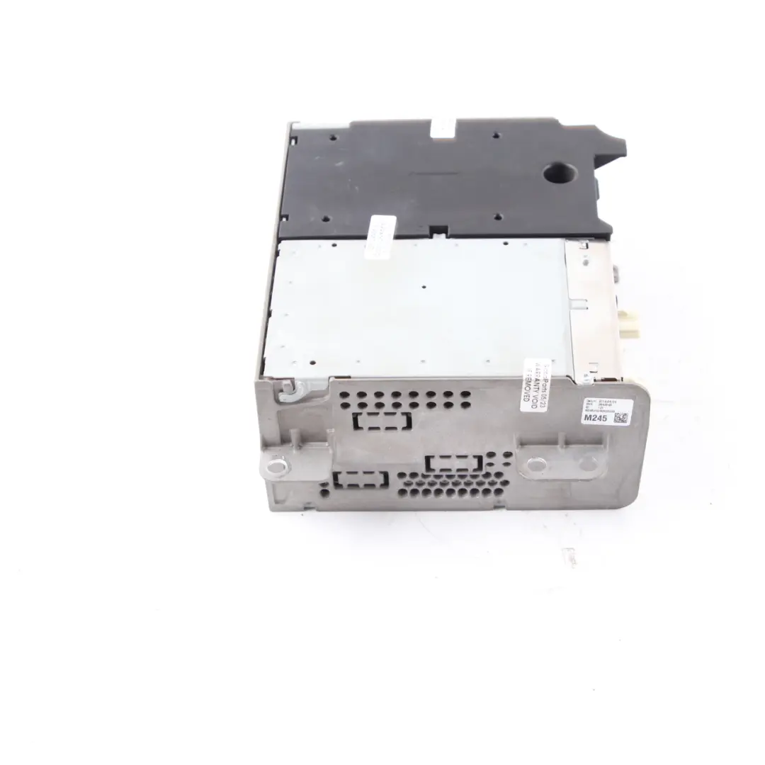 Mercedes V177 Unidad principal Reproductor multimedia Controlador audio y radio - SKU A1679001014 - Número de pieza A1679001014