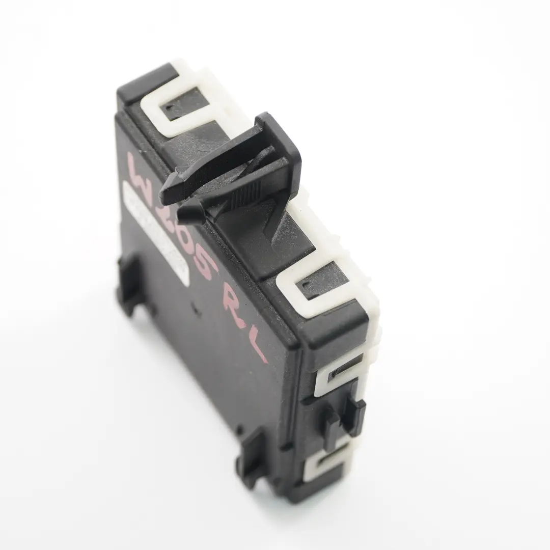 Modulo porta Mercedes W205 W213 posteriore sinistra controllo ECU per con numero di parte A1679004511 Modulo porta Mercedes W205 W213 posteriore sinistra controllo ECU - SKU A1679004511 - Numero di parte A1679004511