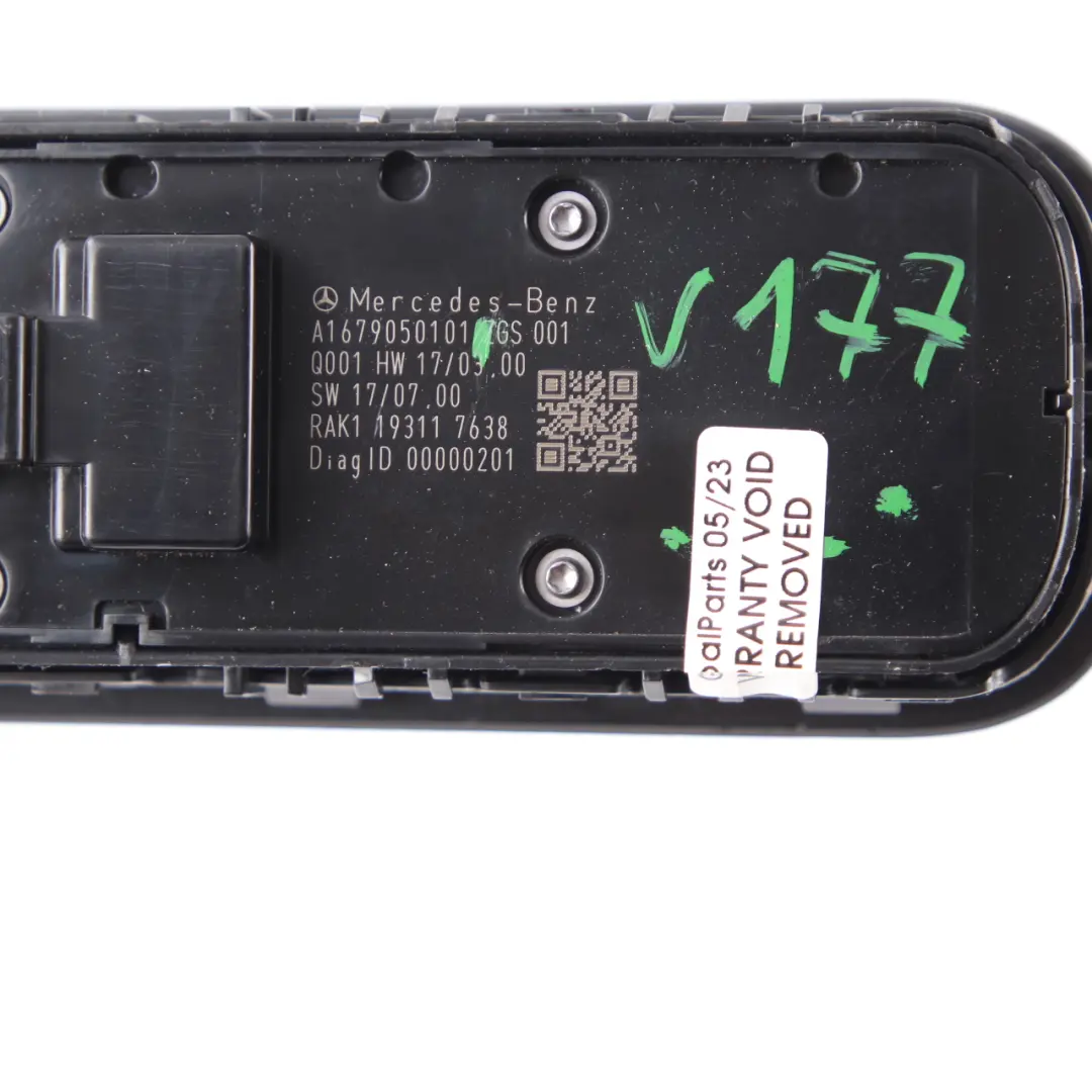 Interruttore Alzacristalli Pannello Controllo per Mercedes W177 W247 con numero di parte A1679050101 Mercedes W177 W247 Interruttore Alzacristalli Pannello Controllo - SKU A1679050101 - Numero di parte A1679050101