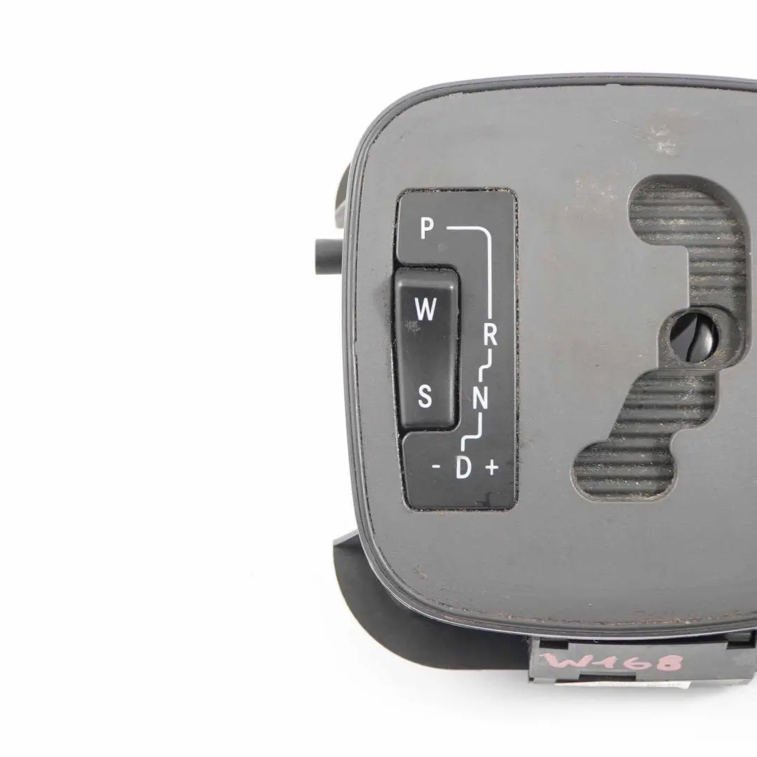 Tapa Selector Mercedes W168 Indicador Unidad Cambio Embellecedor A1685400044 para con número de pieza A1683740188 Tapa Selector Mercedes W168 Indicador Unidad Cambio Embellecedor A1685400044 - SKU A1683740188-1 - Número de pieza A1683740188