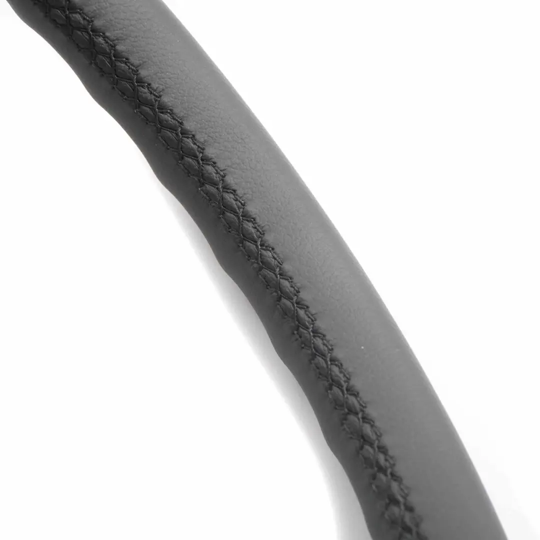 NUOVO Volante in Pelle Nera per Mercedes W168 con numero di parte A1684600503 Mercedes W168 NUOVO Volante in Pelle Nera - SKU A1684600503-1 - Numero di parte A1684600503