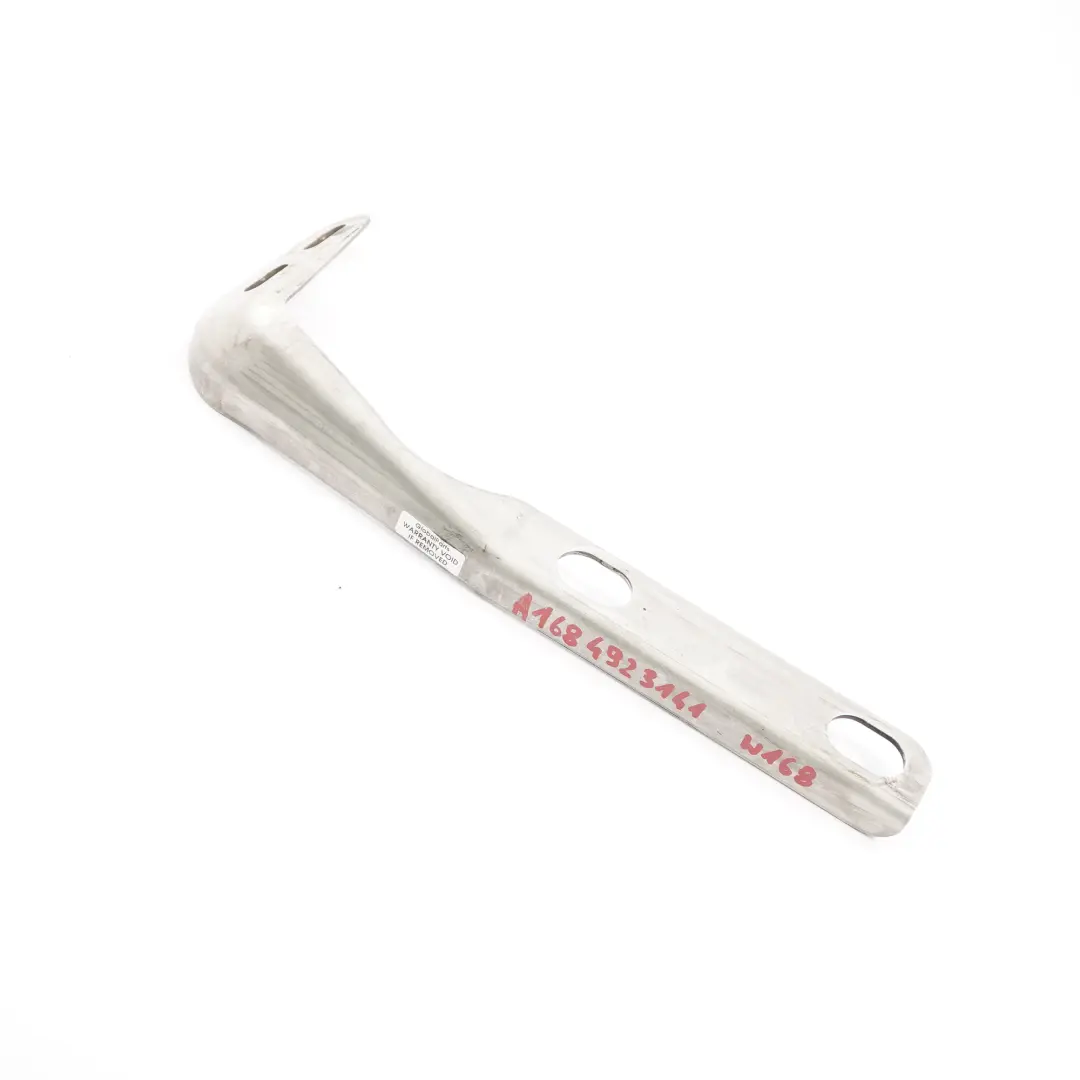 Mercedes W168 Support d'Echappement Plaque Base Essence - SKU A1684923141 - Numéro de pièce A1684923141