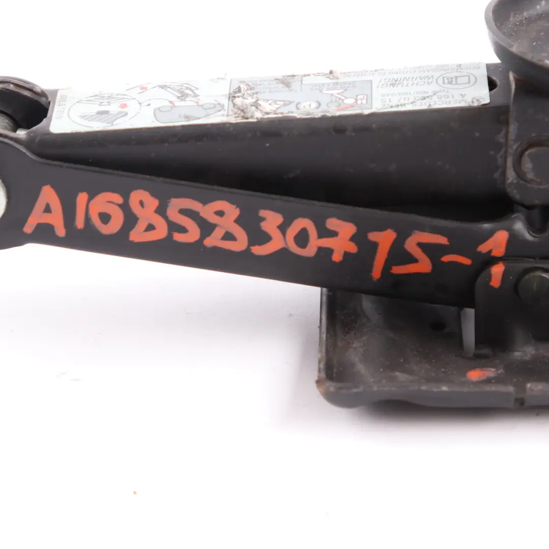 Gato elevador coche Mercedes W168 W169 W245 Herramienta emergencia para con número de pieza A1685830715 Gato elevador coche Mercedes W168 W169 W245 Herramienta emergencia - SKU A1685830715-1 - Número de pieza A1685830715