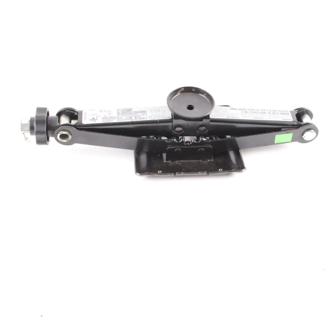 Ruota Di Emergenza Per Cric Per Auto per Mercedes W168 W169 W245 con numero di parte A1685830715 Mercedes W168 W169 W245 Ruota Di Emergenza Per Cric Per Auto - SKU A1685830715 - Numero di parte A1685830715