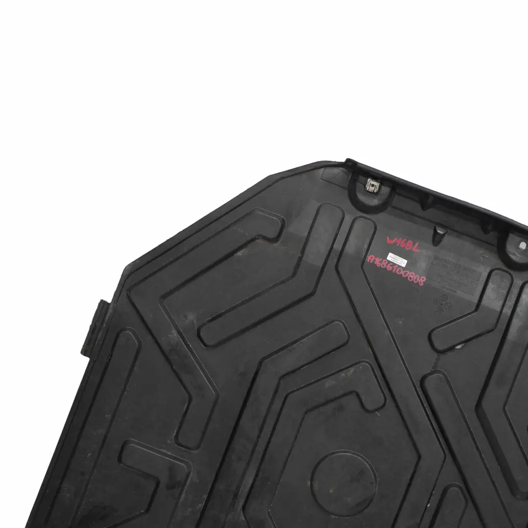 Protector De Bajos Izquierdo A1686190438 para Mercedes con número de pieza A1686100808 Mercedes Protector De Bajos Izquierdo A1686190438 - SKU A1686100808 - Número de pieza A1686100808