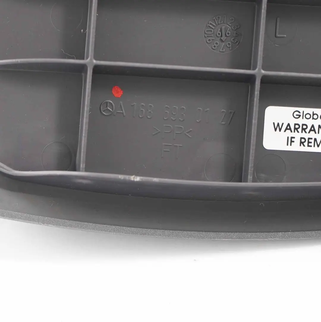 Maletero Panel Trasero Izquierdo Tapa Cubre Luz para Mercedes W168 con número de pieza A1686930127 Mercedes W168 Maletero Panel Trasero Izquierdo Tapa Cubre Luz - SKU A1686930127 - Número de pieza A1686930127