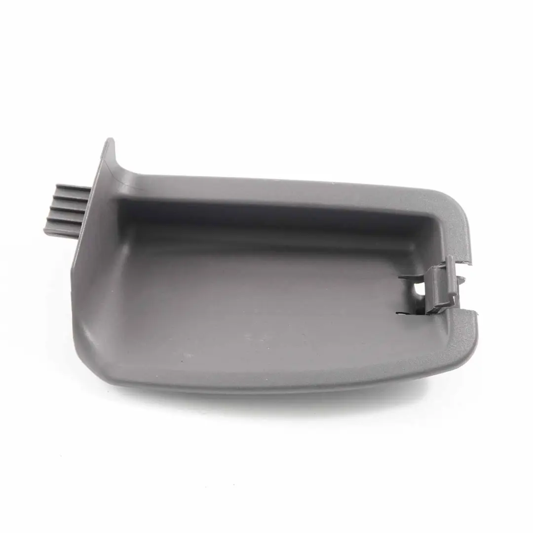 Mercedes W168 Maletero Panel Trasero Derecho Tapa Cubre Luz - SKU A1686930227 - Número de pieza A1686930227