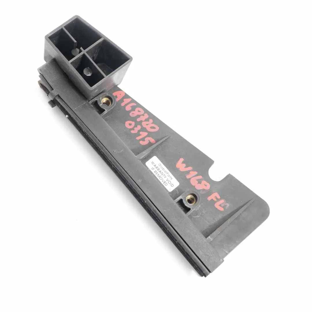 Delantero Izquierdo Puerta Ventana Guia para Mercedes W168 con número de pieza A1687200315 Mercedes W168 Delantero Izquierdo Puerta Ventana Guia - SKU A1687200315 - Número de pieza A1687200315