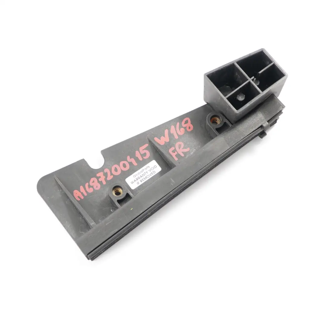 Gestion de Disque Guidage de Fenetre Avant Droite pour Mercedes W168 à propos du numéro de pièce A1687200415 Mercedes W168 Gestion de Disque Guidage de Fenetre Avant Droite - SKU A1687200415 - Numéro de pièce A1687200415