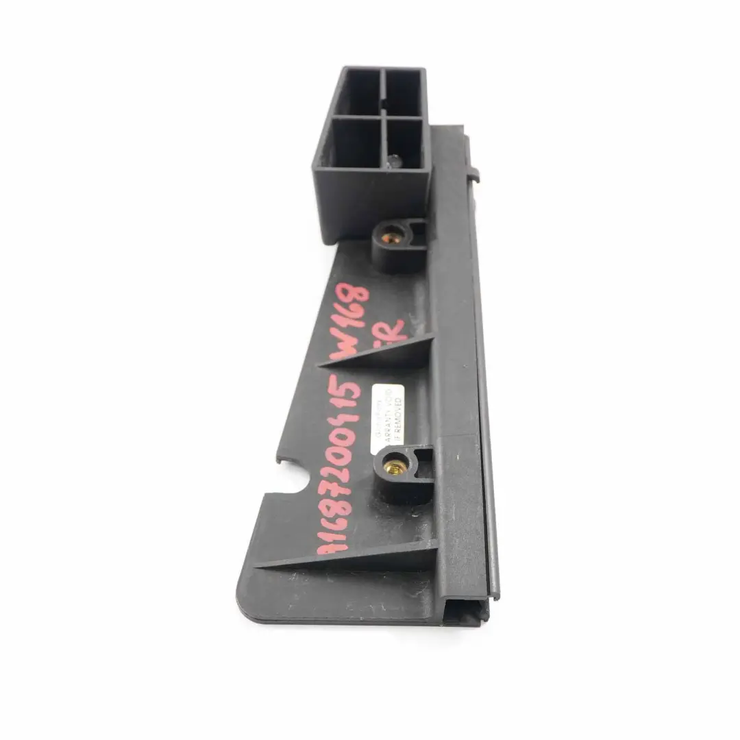 Guida Binario Finestra Anteriore Destra per Mercedes W168 con numero di parte A1687200415 Mercedes W168 Guida Binario Finestra Anteriore Destra - SKU A1687200415 - Numero di parte A1687200415