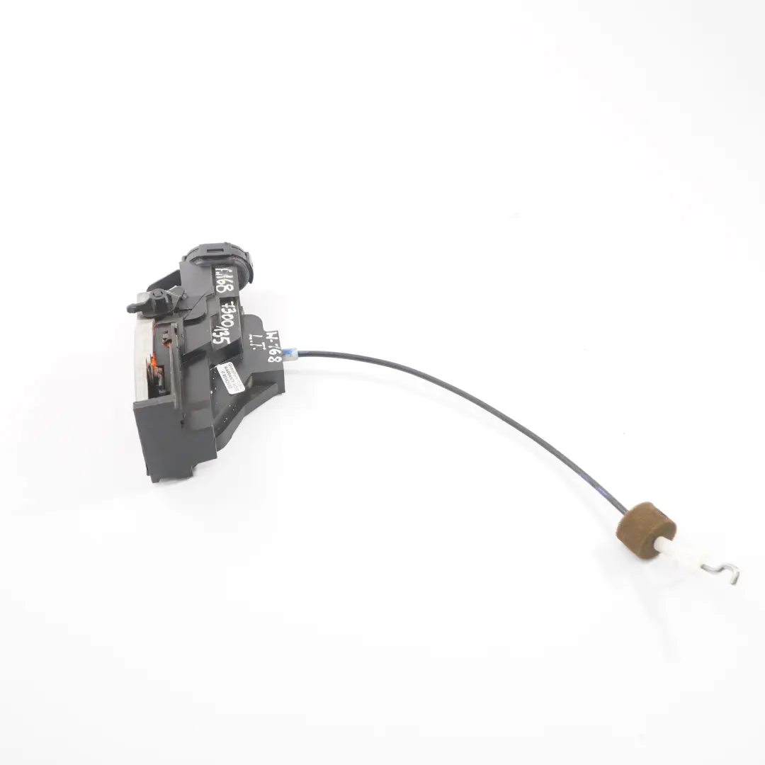 Mécanisme de verrouillage de porte arrière gauche pour Mercedes W168 à propos du numéro de pièce A1687301535 Mercedes W168 Mécanisme de verrouillage de porte arrière gauche - SKU A1687301535 - Numéro de pièce A1687301535