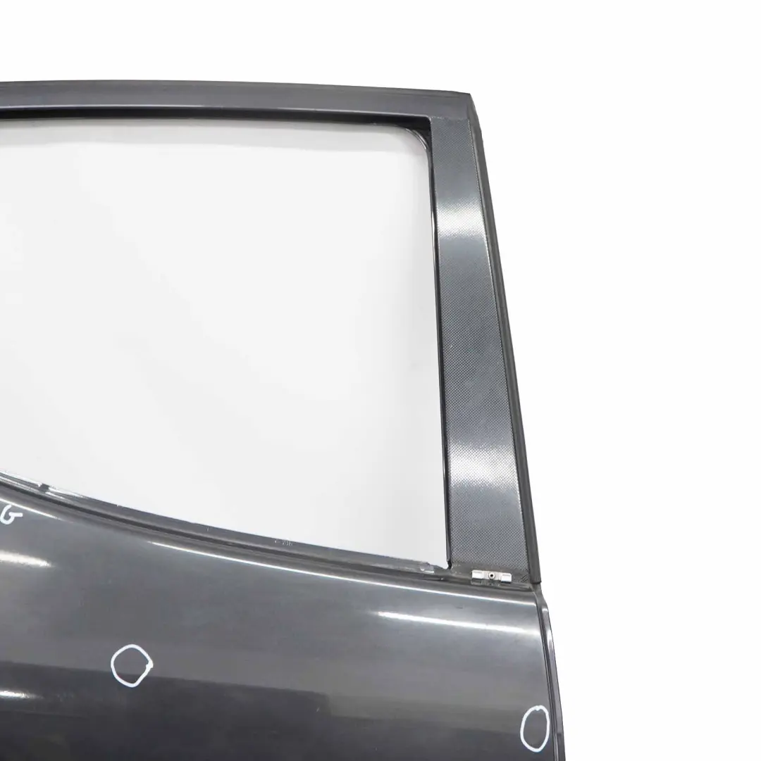 Tür Hinten Rechts Meteorgrau Grau Metallic - 195 für Mercedes W168 mit Teilenummer A1687302405 Mercedes W168 Tür Hinten Rechts Meteorgrau Grau Metallic - 195 - SKU A1687302405-MEG - Teilenummer A1687302405