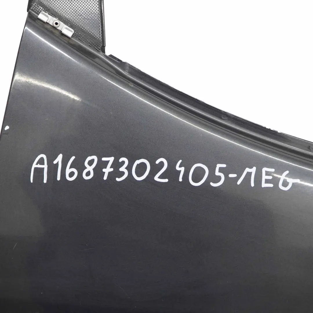 Puerta Trasera Derecha Meteorgrau Metallic - 195 para Mercedes W168 con número de pieza A1687302405 Mercedes W168 Puerta Trasera Derecha Meteorgrau Metallic - 195 - SKU A1687302405-MEG - Número de pieza A1687302405