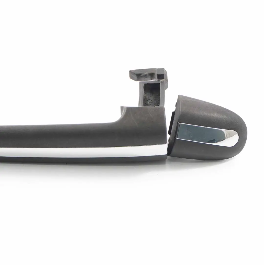 Trasera Izquierda Derecha Tirador Puerta Primed Elegance para Mercedes W168 con número de pieza A1687600170 Mercedes W168 Trasera Izquierda Derecha Tirador Puerta Primed Elegance - SKU A1687600170 - Número de pieza A1687600170