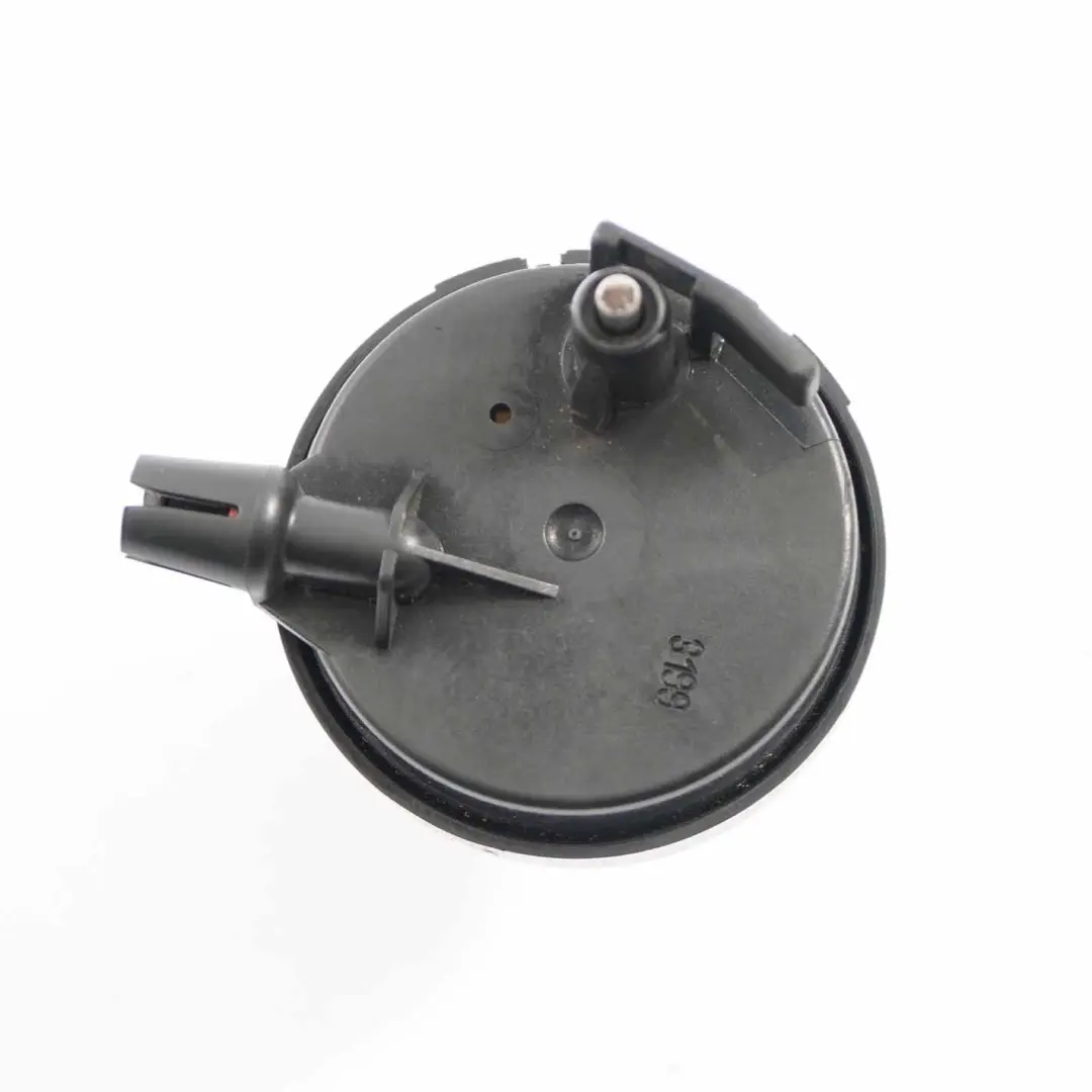 Kraftstoffeinfüllstutzen Vakuumelement Halterung für Mercedes W168 mit Teilenummer A1688000075 Mercedes W168 Kraftstoffeinfüllstutzen Vakuumelement Halterung - SKU A1688000075-1 - Teilenummer A1688000075