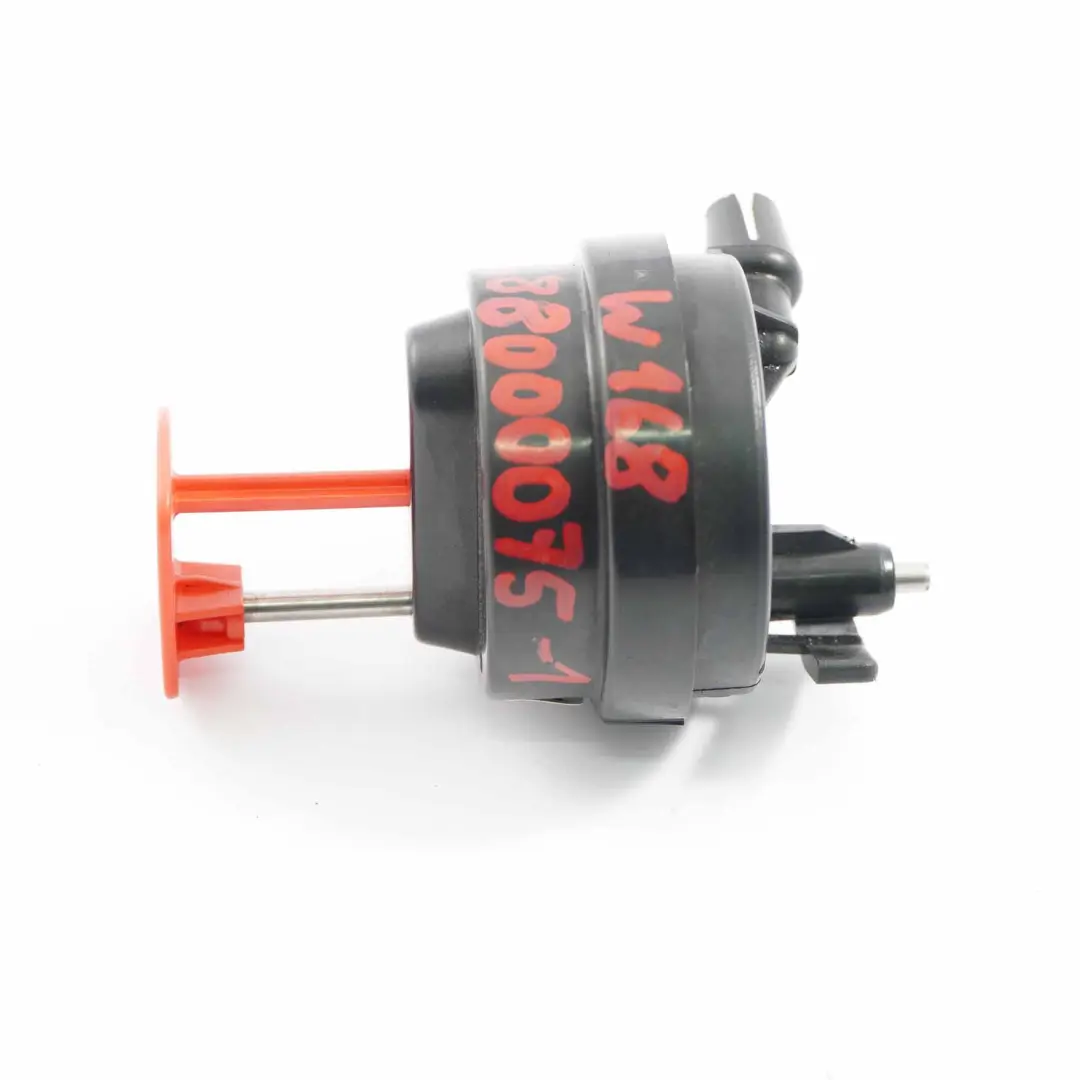 Carburante Staffa Elemento Vuoto Blocco Sportello Riempimento per Mercedes W168 con numero di parte A1688000075 Mercedes W168 Carburante Staffa Elemento Vuoto Blocco Sportello Riempimento - SKU A1688000075-1 - Numero di parte A1688000075