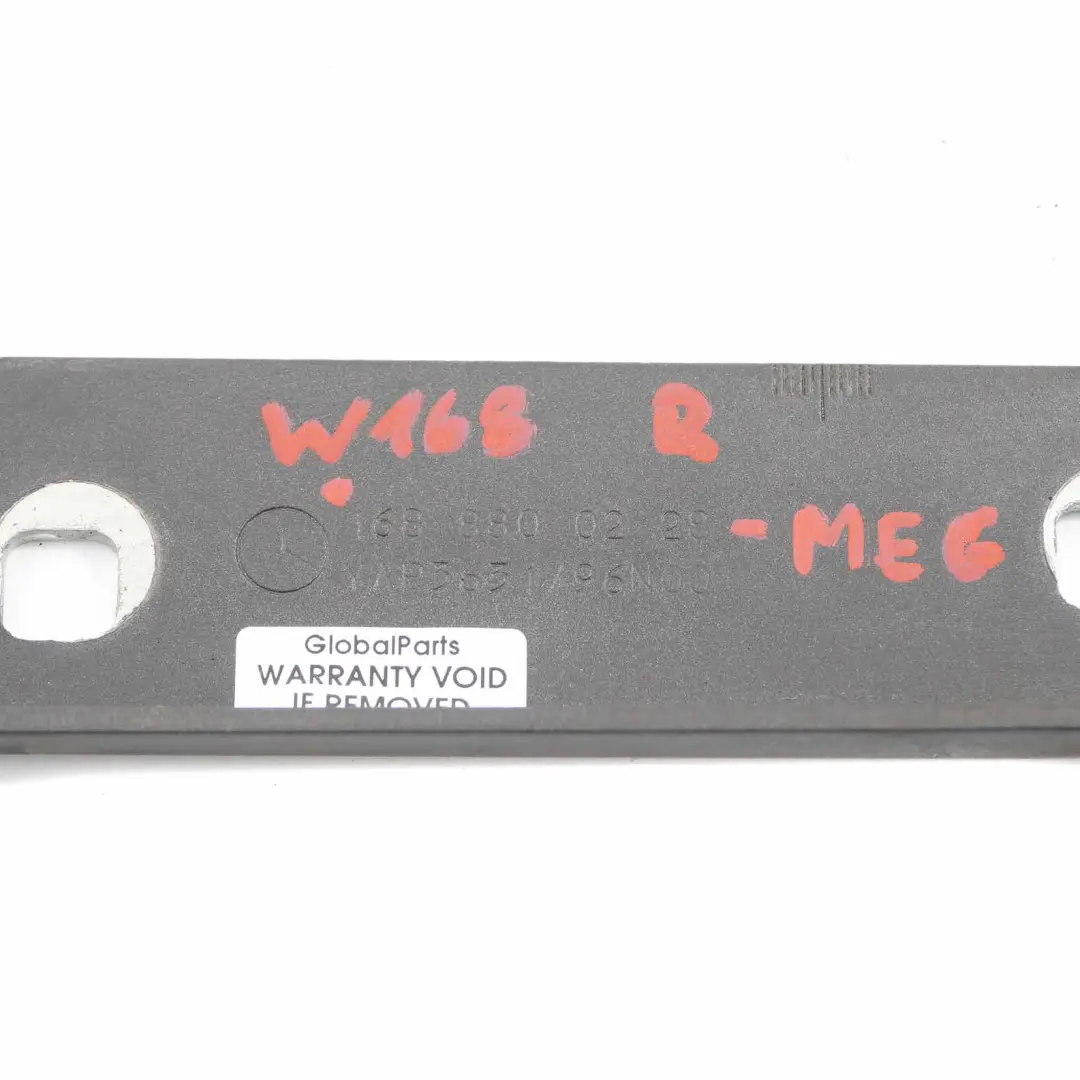 Cerniera Destra Cofano Anteriore Meteorgrau - 195 per Mercedes W168 con numero di parte A1688800228 Mercedes W168 Cerniera Destra Cofano Anteriore Meteorgrau - 195 - SKU A1688800228-MEG - Numero di parte A1688800228