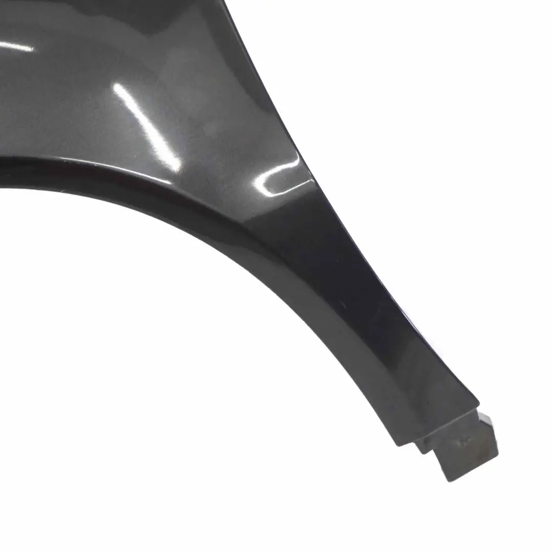 Pannello Laterale Frontale SX Parafango Meteor Grey - 195 per Mercedes W168 con numero di parte A1688800718 Mercedes W168 Pannello Laterale Frontale SX Parafango Meteor Grey - 195 - SKU A1688800718-MEG - Numero di parte A1688800718