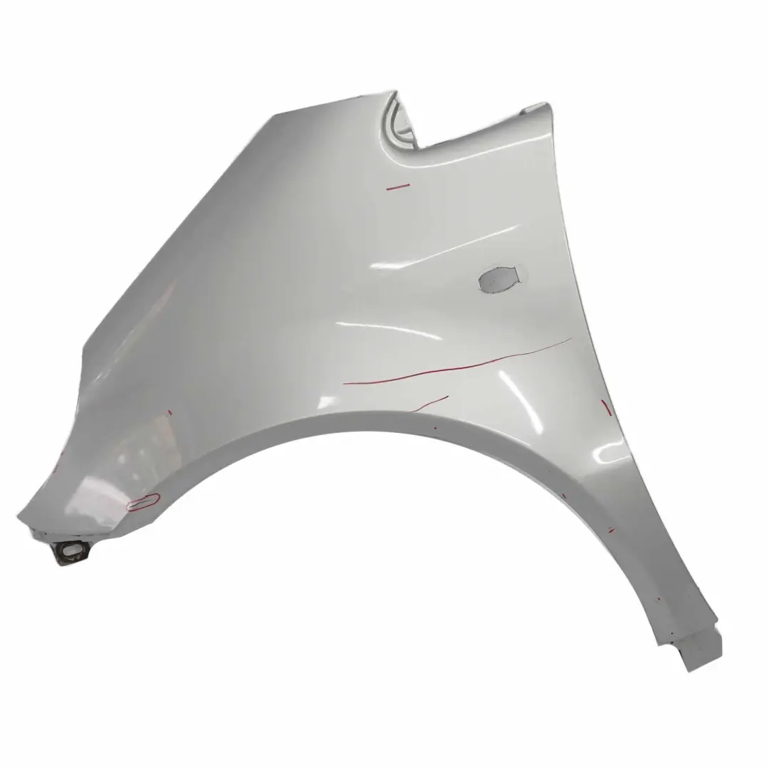 Błotnik Lewy Przedni Polar Silver do Mercedes W168 o numerze A1688800718 Mercedes W168 Błotnik Lewy Przedni Polar Silver - SKU A1688800718-PLS - Numer Części A1688800718