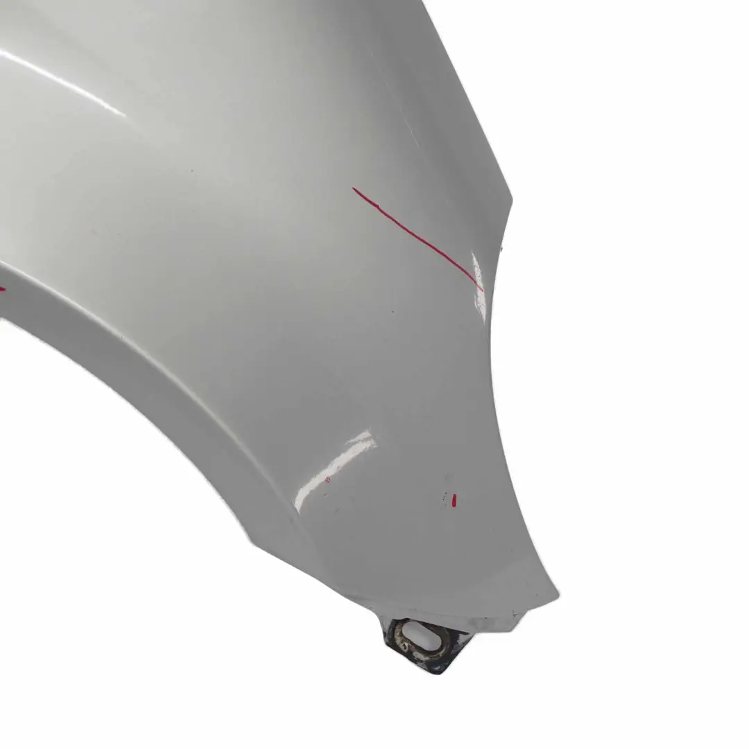 Delantero Derecho Lateral Guardabarros Plata Argento Polar -761 para Mercedes W168 con número de pieza A1688800818 Mercedes W168 Delantero Derecho Lateral Guardabarros Plata Argento Polar -761 - SKU A1688800818-PLS1 - Número de pieza A1688800818