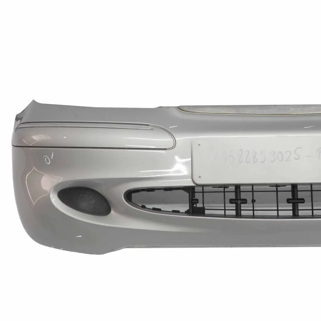 Panneau de pare-chocs avant argent polaire métallisé - 761 pour Mercedes W168 à propos du numéro de pièce A1688853025 Mercedes W168 Panneau de pare-chocs avant argent polaire métallisé - 761 - SKU A1688853025-PLS - Numéro de pièce A1688853025