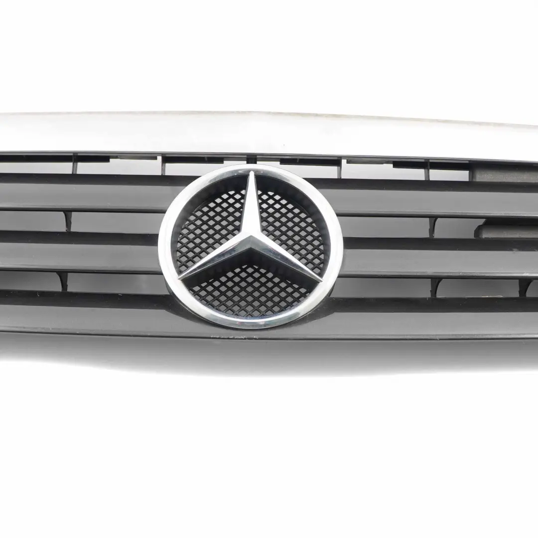 Mercedes W168 Grill Atrapa Przód Moonlight Silver - SKU A1688880360-MEG - Numer Części A1688880360