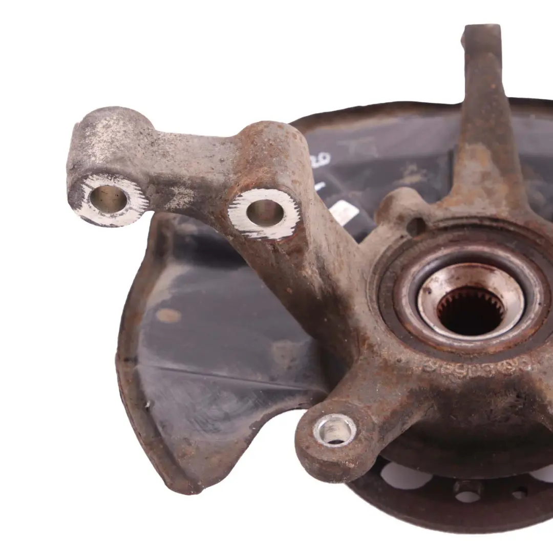 Lewa Zwrotnica Lewy Przód do Mercedes W169 W245 o numerze A1693300720 Mercedes W169 W245 Lewa Zwrotnica Lewy Przód - SKU A1693300720 - Numer Części A1693300720